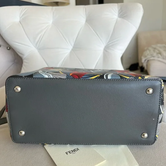 Rare Fendi runway 2jour Bag - Picture 6 of 13